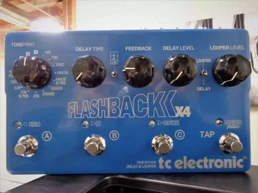 TC Electronic - FLASH X4 DELAY